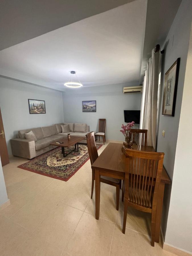 Apartment In Skanderbeg Square - Tirana Center 2 Eksteriør billede